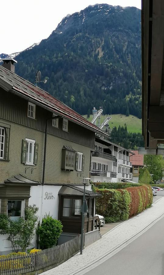 Haus & Heim Ferienwohnung Оберстдорф Екстериор снимка