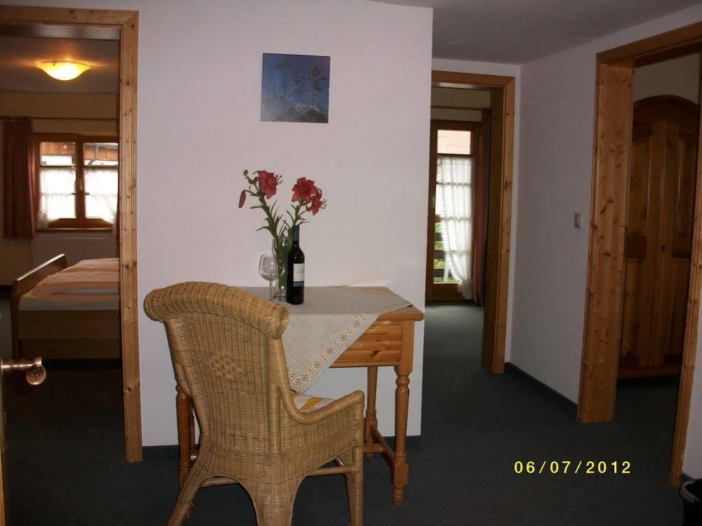 Haus & Heim Ferienwohnung Оберстдорф Екстериор снимка